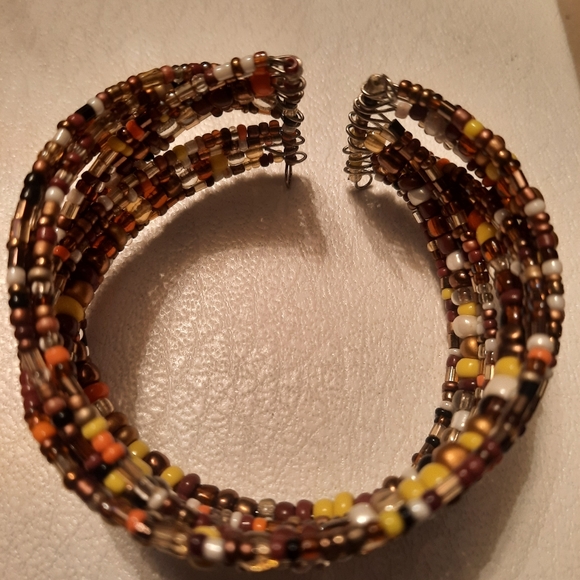 Beaded bracelet - Picture 5 of 5